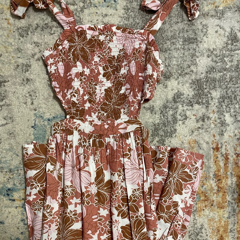 Shin length side cut out sun dress